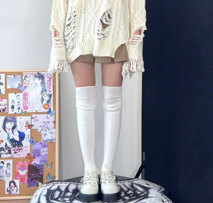 White Coffee Vertical Stripe Over Knee Socks 04